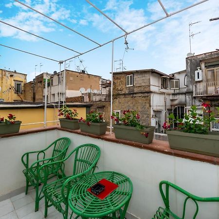 Charming Apartment With Balcony In The Historic Center Naples Extérieur photo