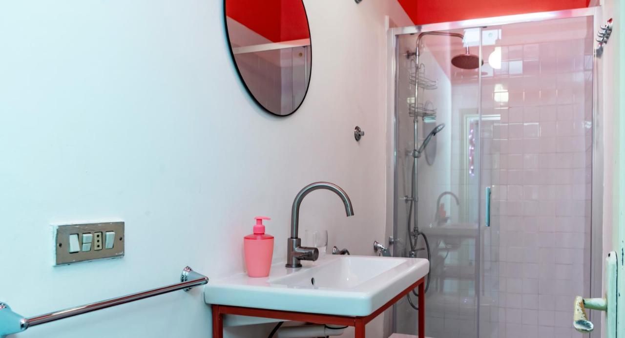 Charming Apartment With Balcony In The Historic Center Naples Extérieur photo